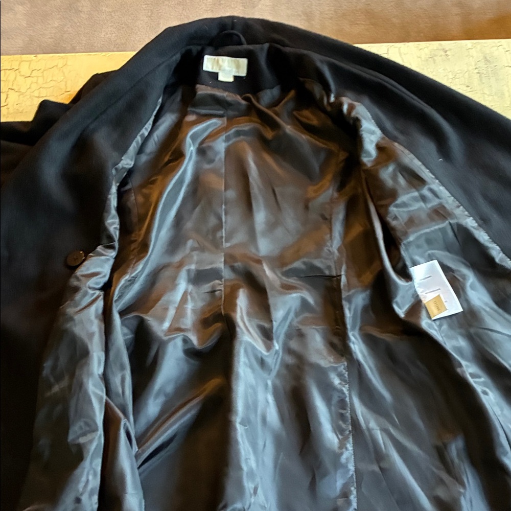 Michael Kors Black wool coat. Size 8 - Picture 10 of 12